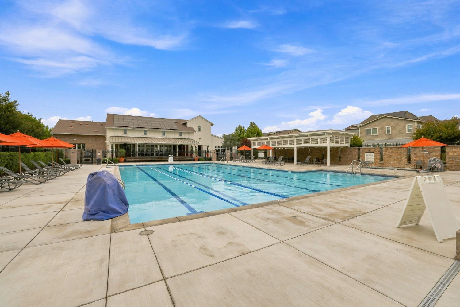 1681 Heirloom St, Davis, CA 95616