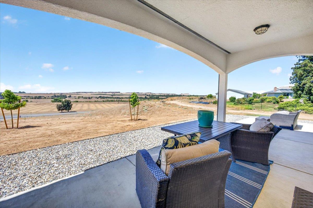 15856 N Friant Rd, Friant, CA 93626