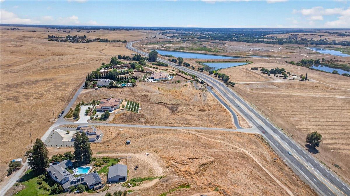 15856 N Friant Rd, Friant, CA 93626