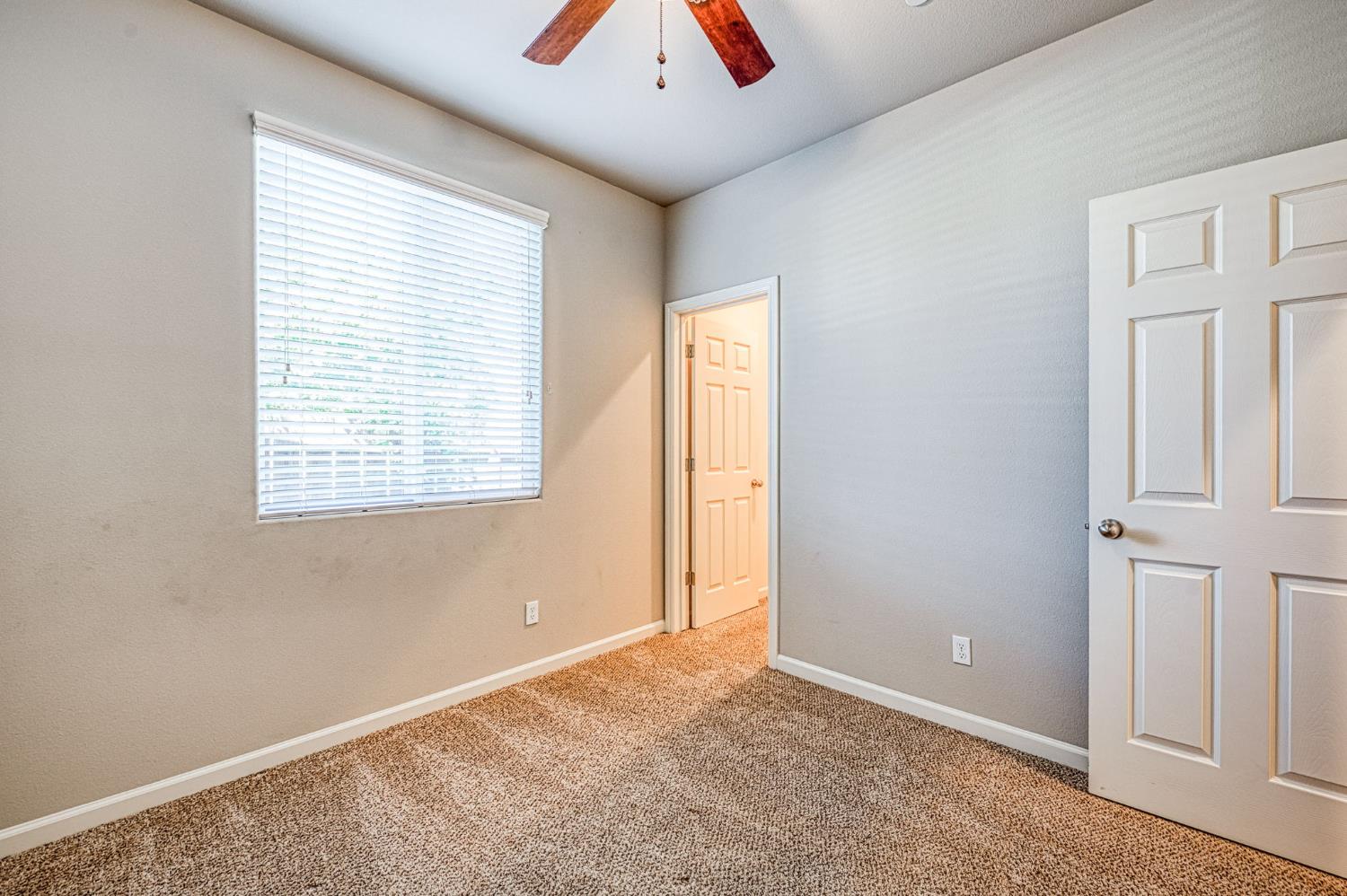 3830 Saginaw Ave, Clovis, CA 93619