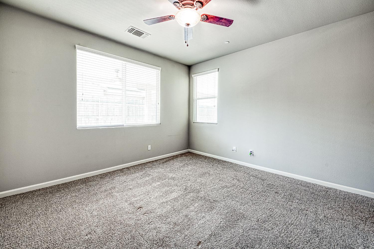 3830 Saginaw Ave, Clovis, CA 93619