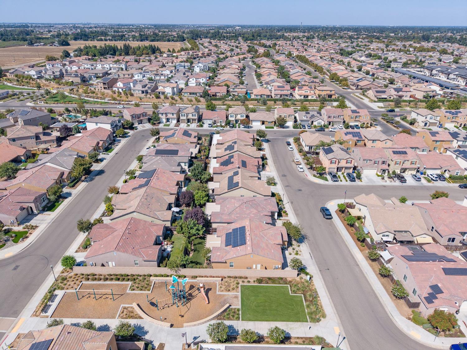 3830 Saginaw Ave, Clovis, CA 93619