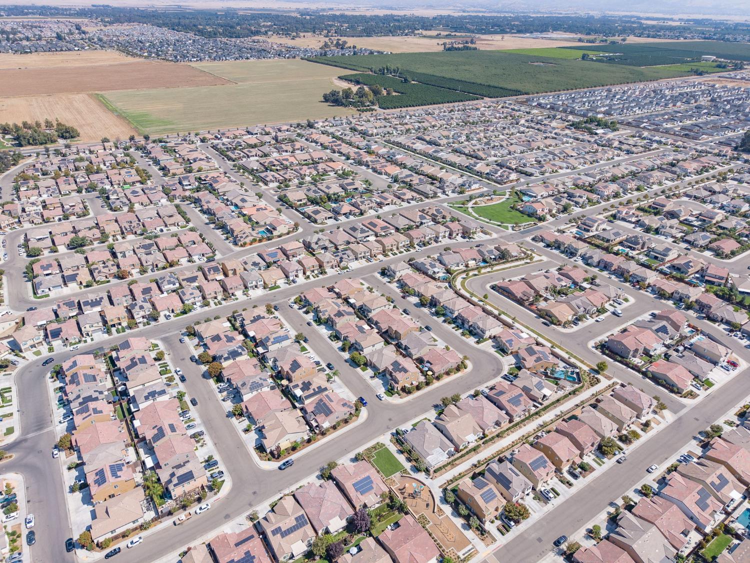3830 Saginaw Ave, Clovis, CA 93619