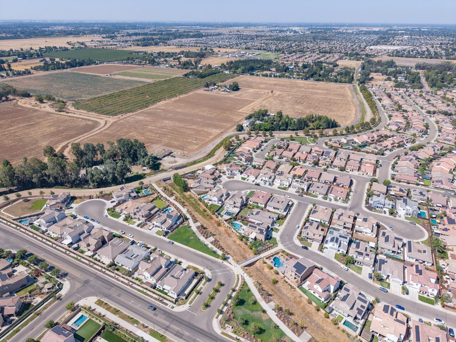 3830 Saginaw Ave, Clovis, CA 93619