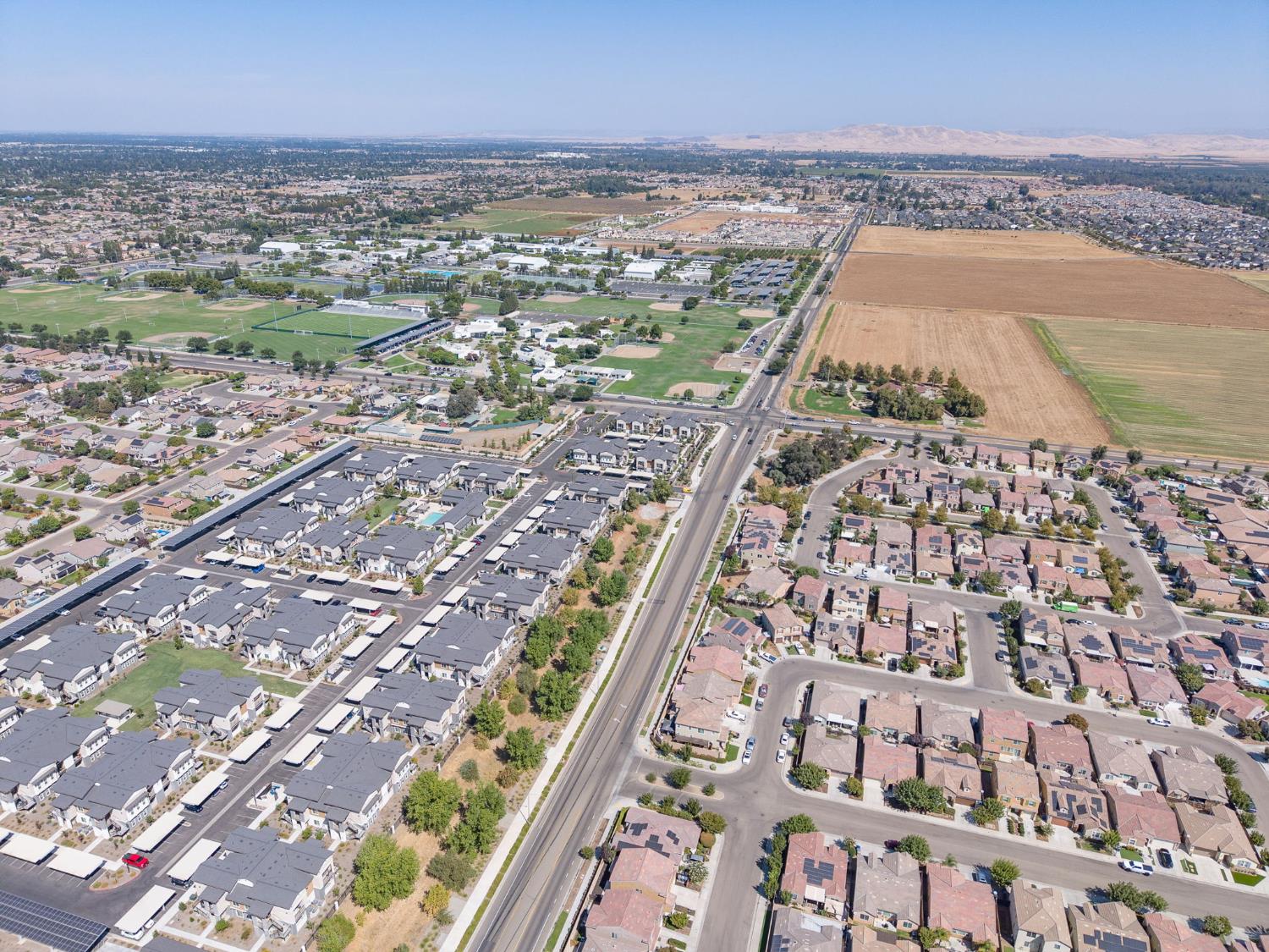 3830 Saginaw Ave, Clovis, CA 93619