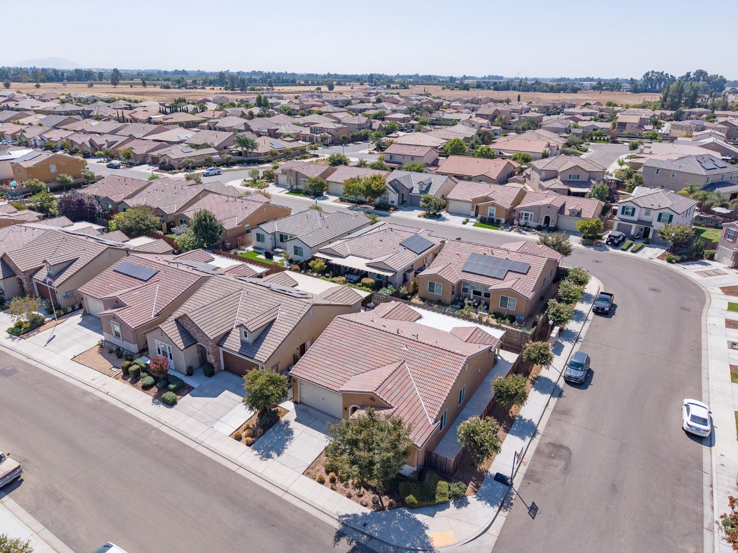 3830 Saginaw Ave, Clovis, CA 93619