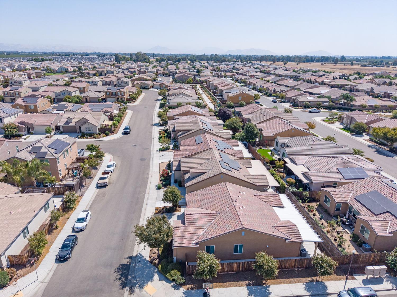 3830 Saginaw Ave, Clovis, CA 93619