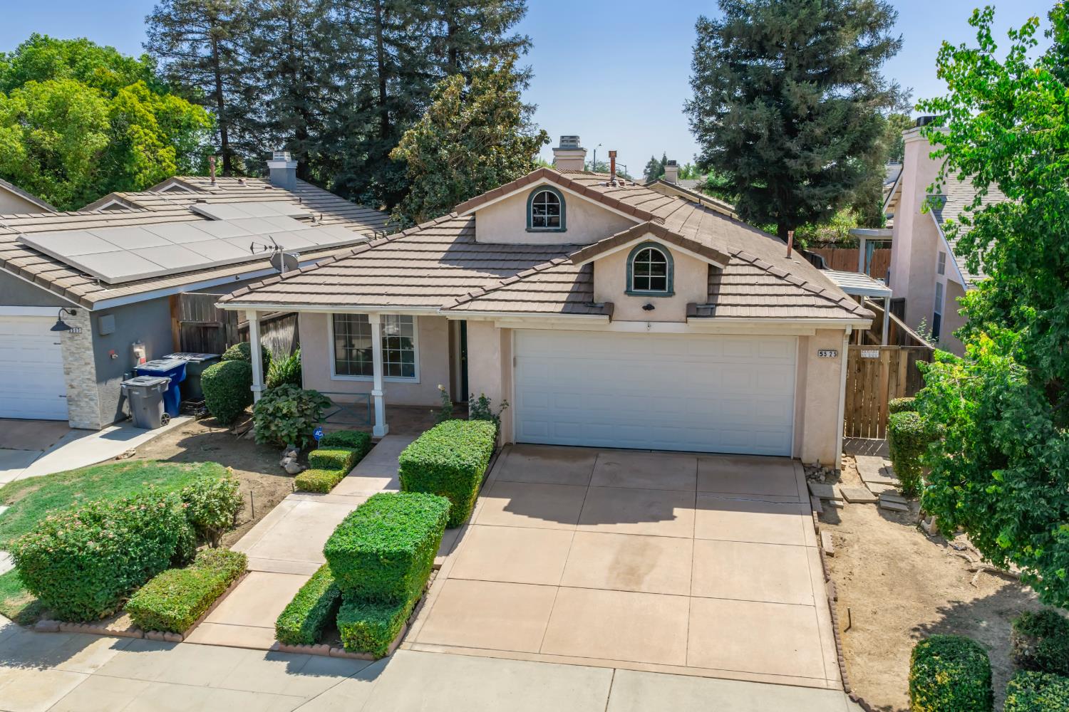 5525 W Donner Ave, Fresno, CA 93722