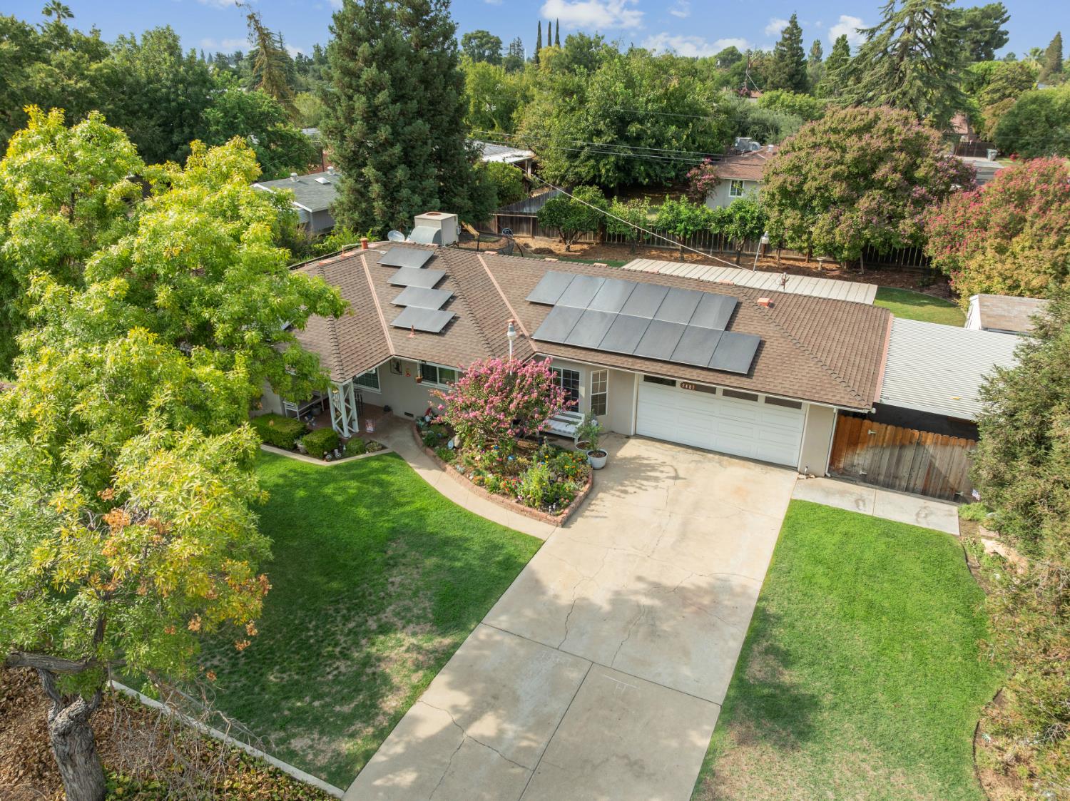 5481 E Dakota Ave, Fresno, CA 93727