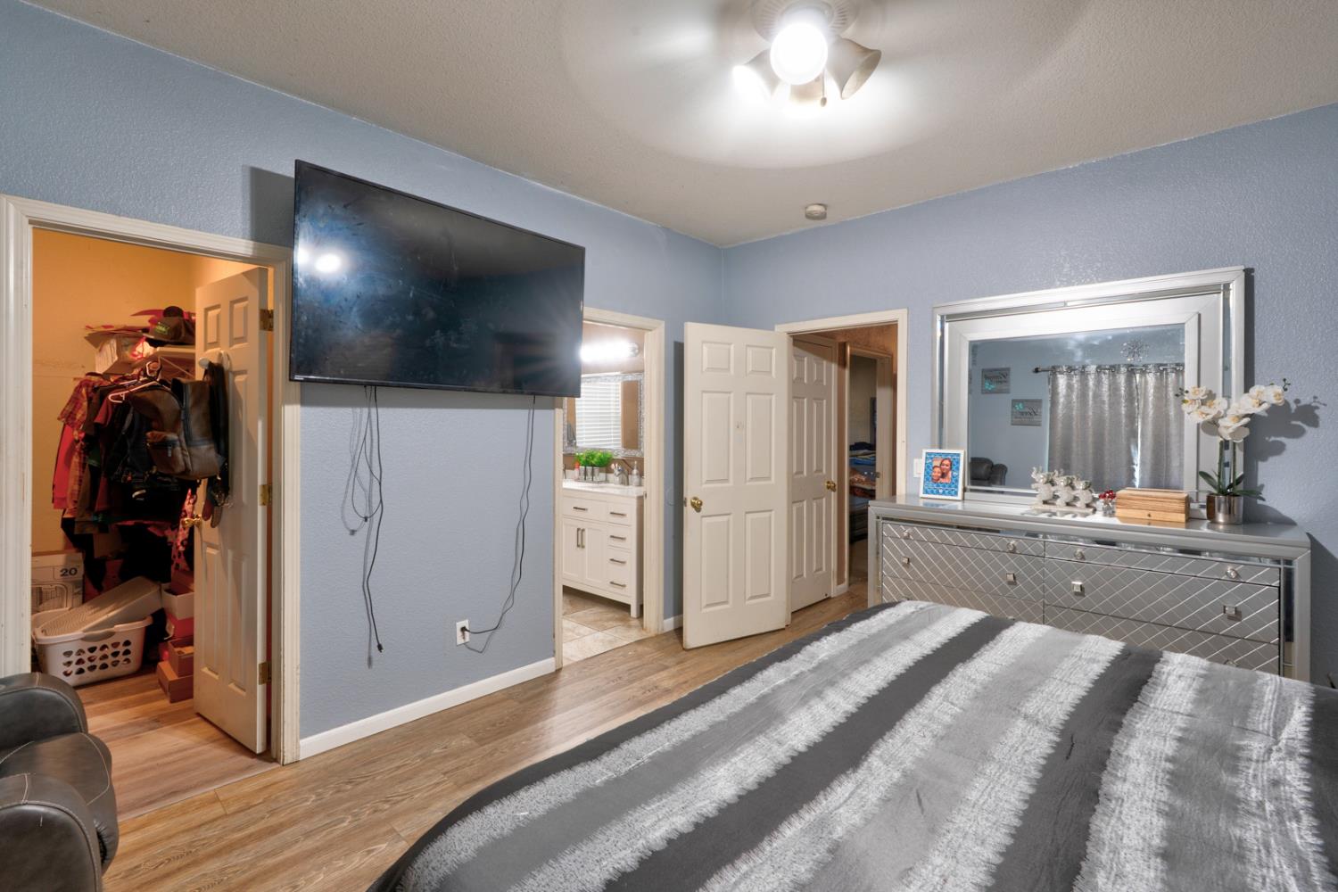 6561 Alyssa Dr, Winton, CA 95388