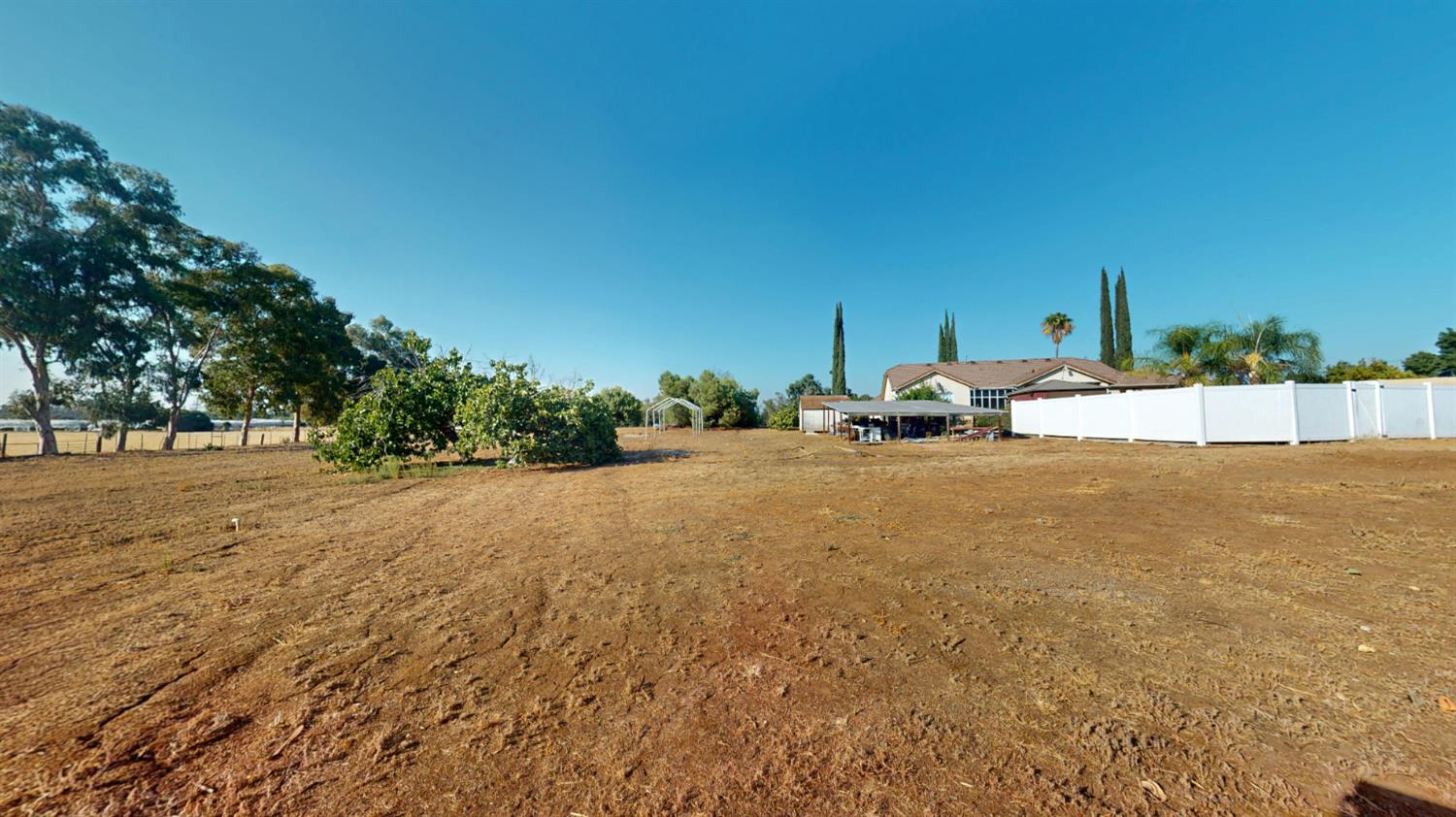 5510 Dockery Ave, Clovis, CA 93619