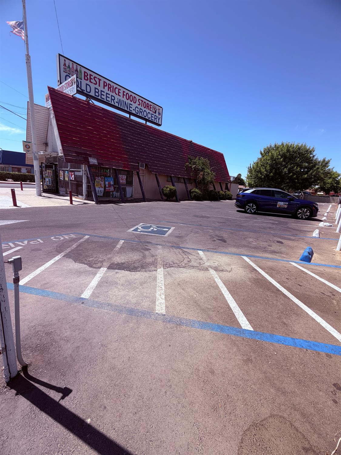 3405 N Cedar Ave, Fresno, CA 93726
