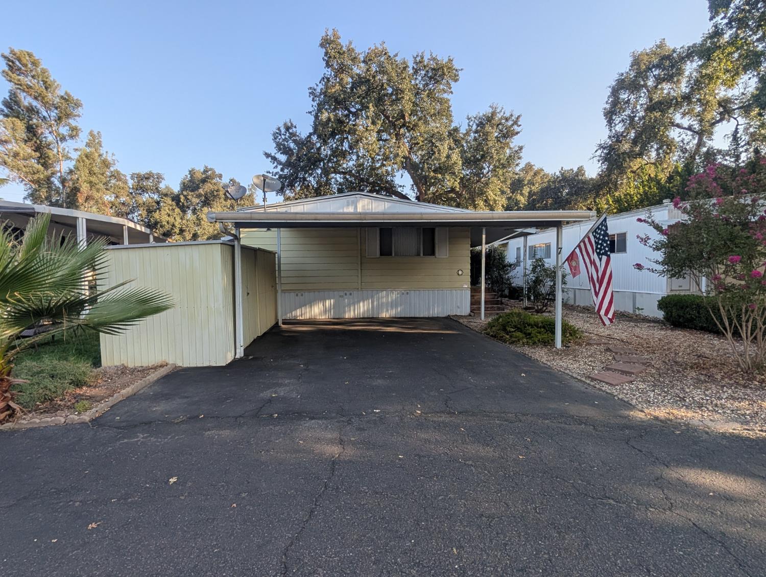 339 N Frankwood Ave #7, Sanger, CA 93657