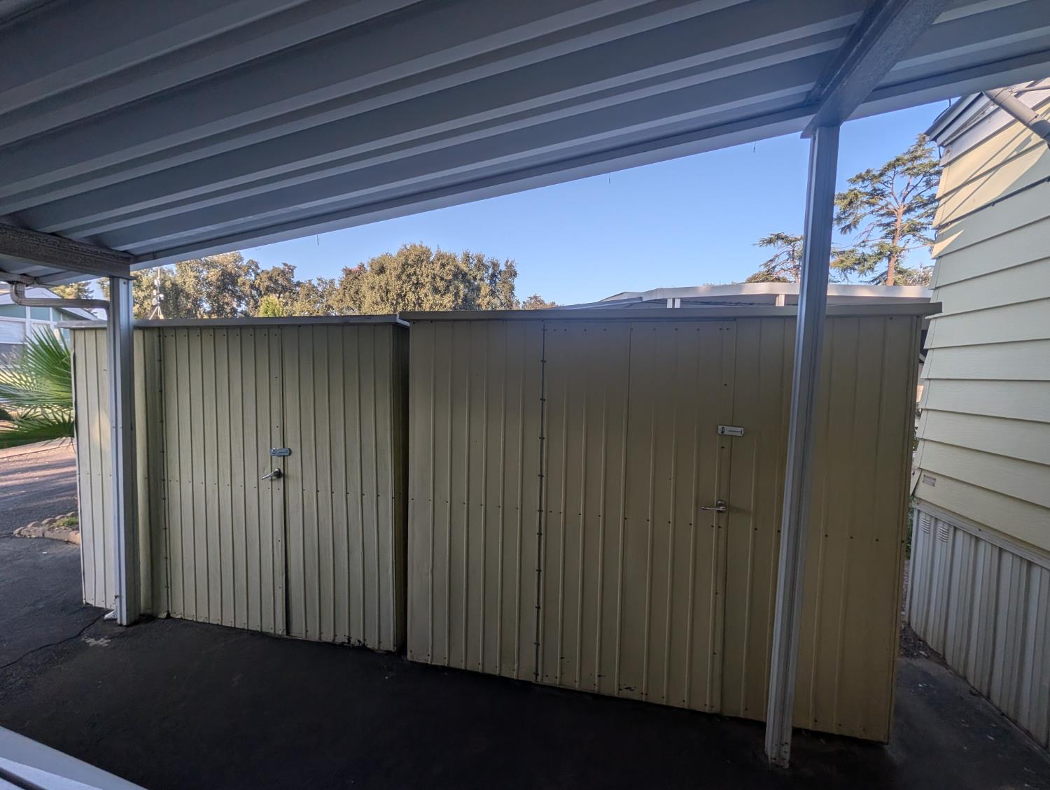 339 N Frankwood Ave #7, Sanger, CA 93657