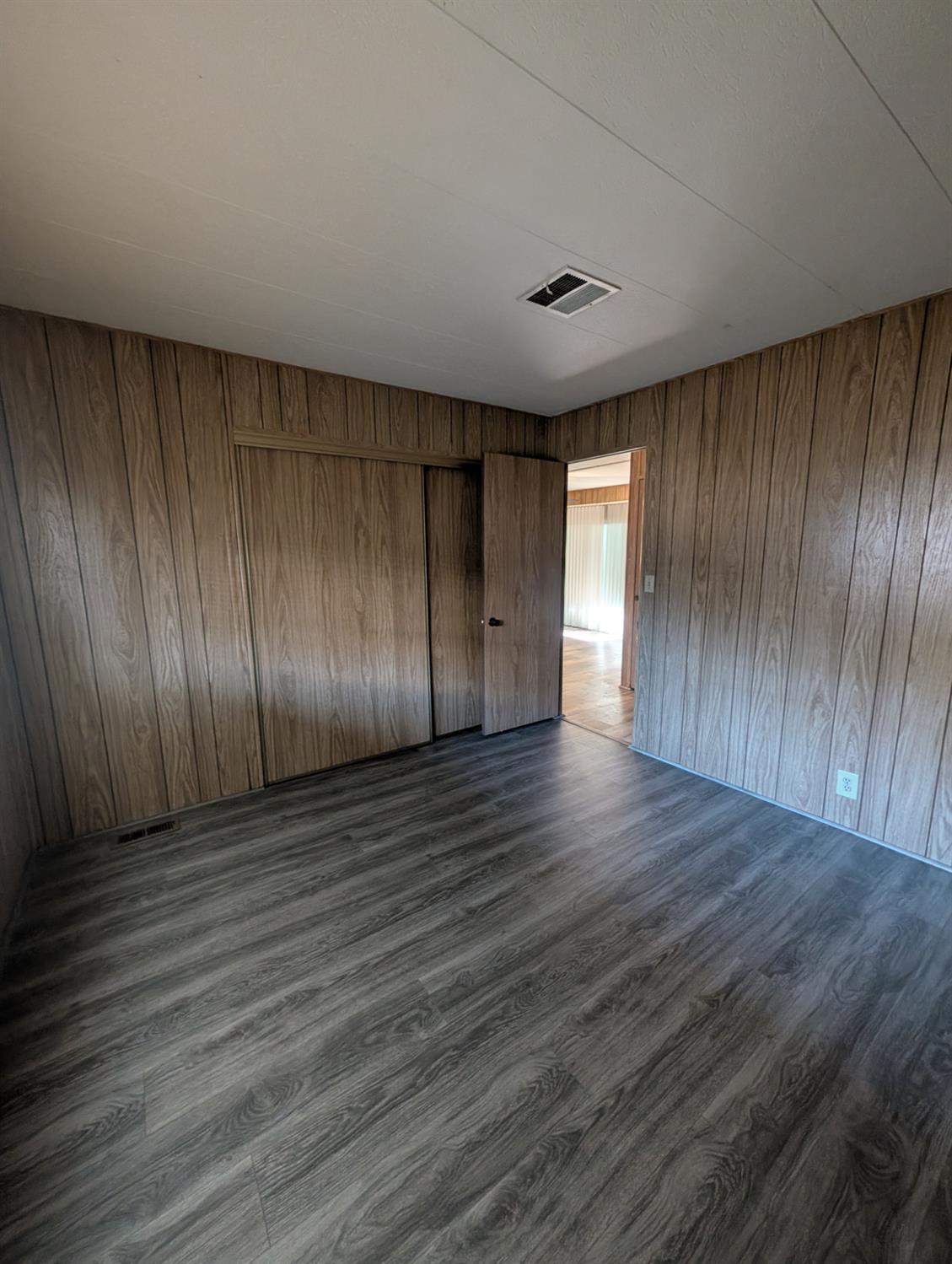 339 N Frankwood Ave #7, Sanger, CA 93657