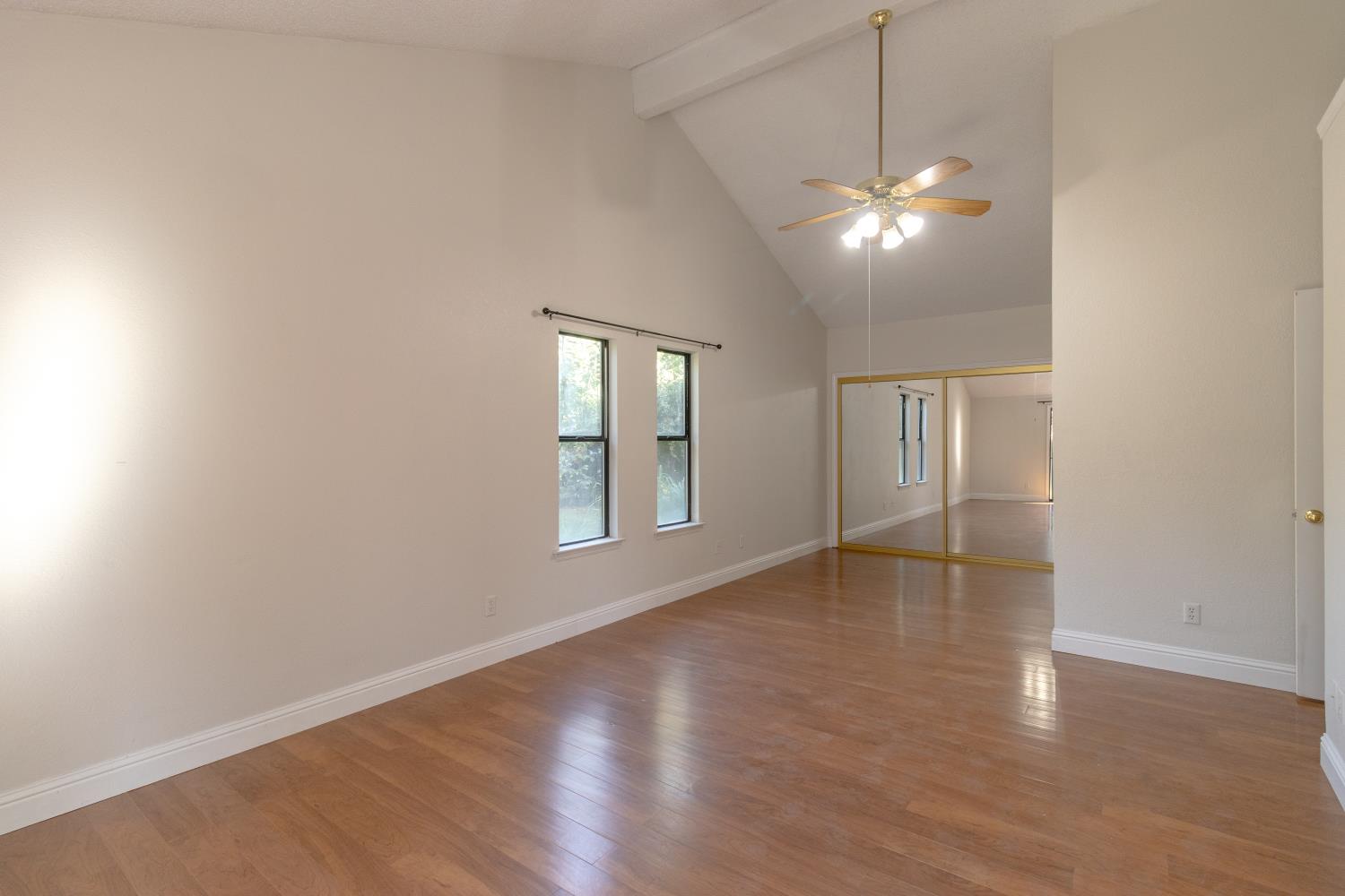 6365 N Carica Ave, Fresno, CA 93722