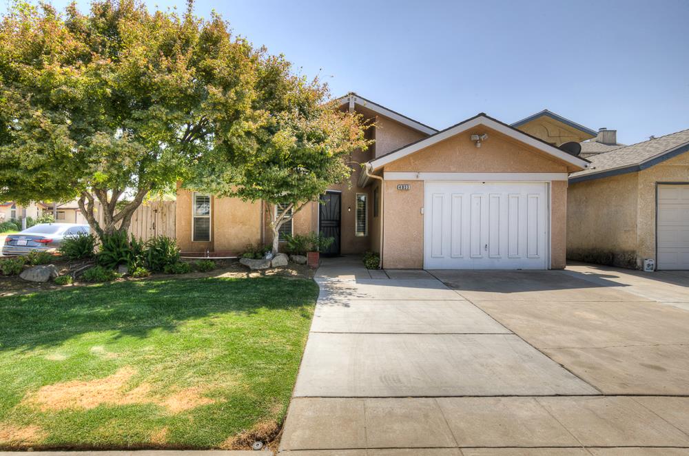 4033 W Princeton Ave, Fresno, CA 93722