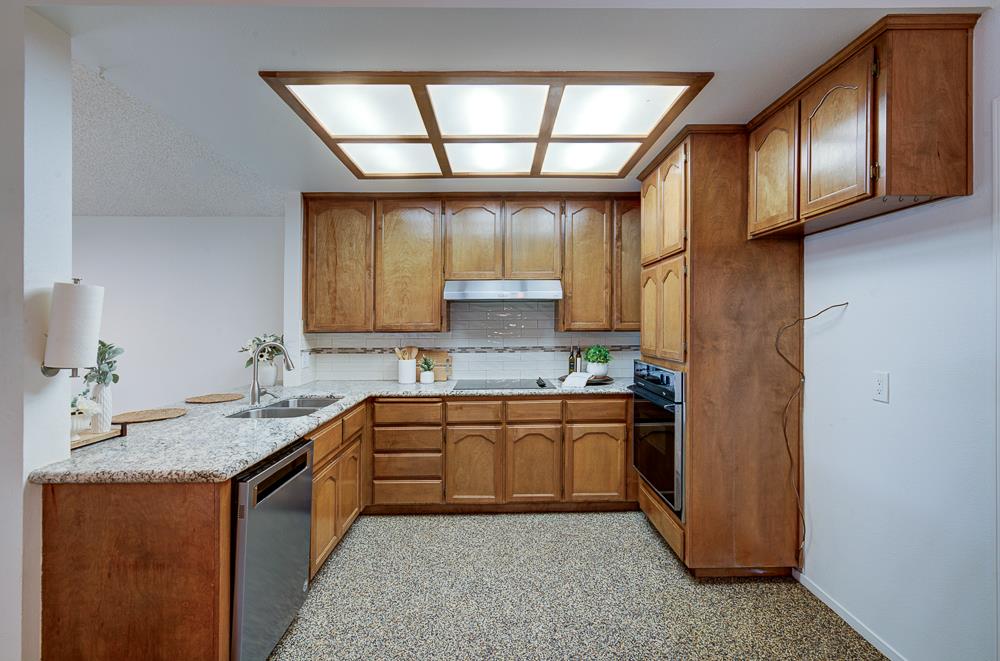4033 W Princeton Ave, Fresno, CA 93722