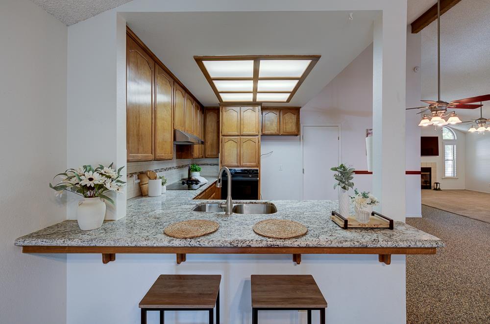 4033 W Princeton Ave, Fresno, CA 93722