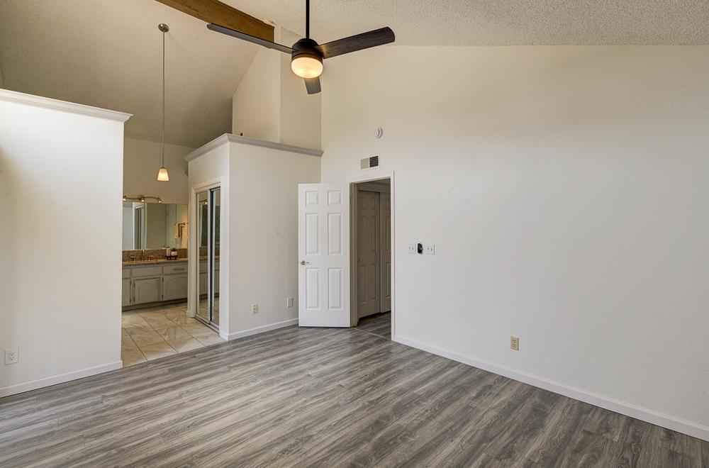 4033 W Princeton Ave, Fresno, CA 93722
