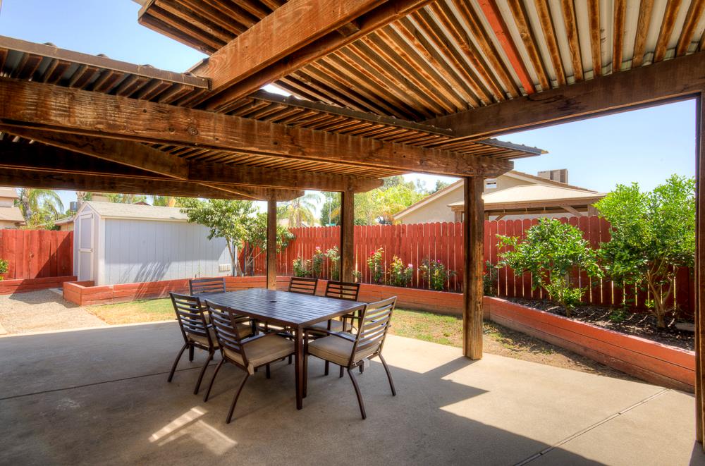 4033 W Princeton Ave, Fresno, CA 93722