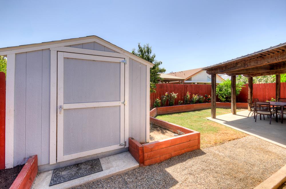 4033 W Princeton Ave, Fresno, CA 93722