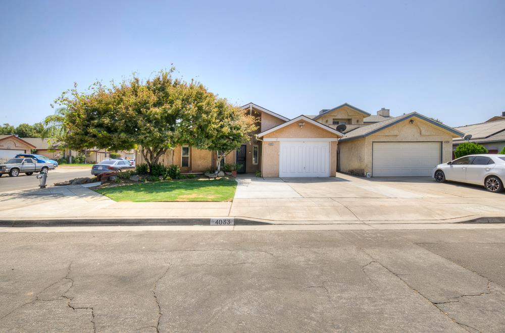 4033 W Princeton Ave, Fresno, CA 93722