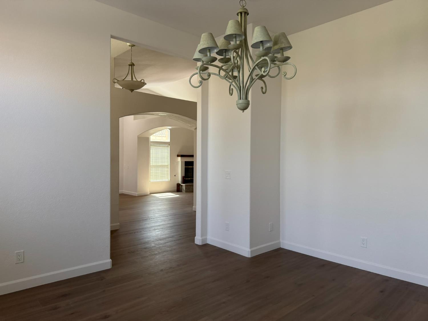 143 West, Madera, CA 93637