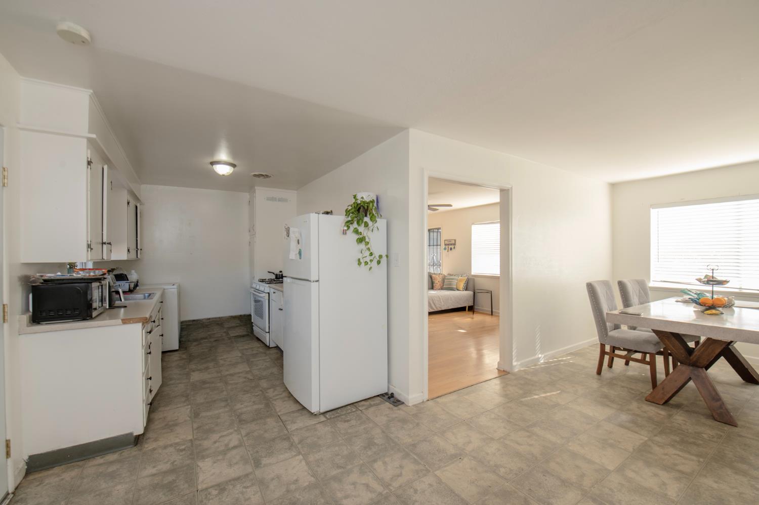 6721 N Clark St, Fresno, CA 93710