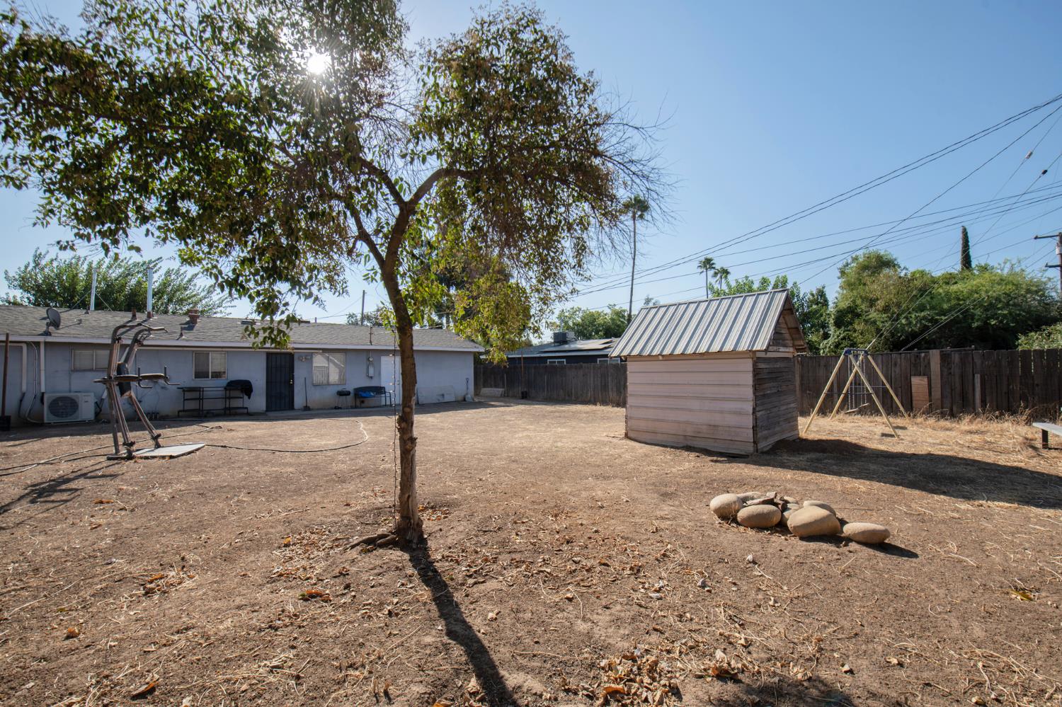 6721 N Clark St, Fresno, CA 93710