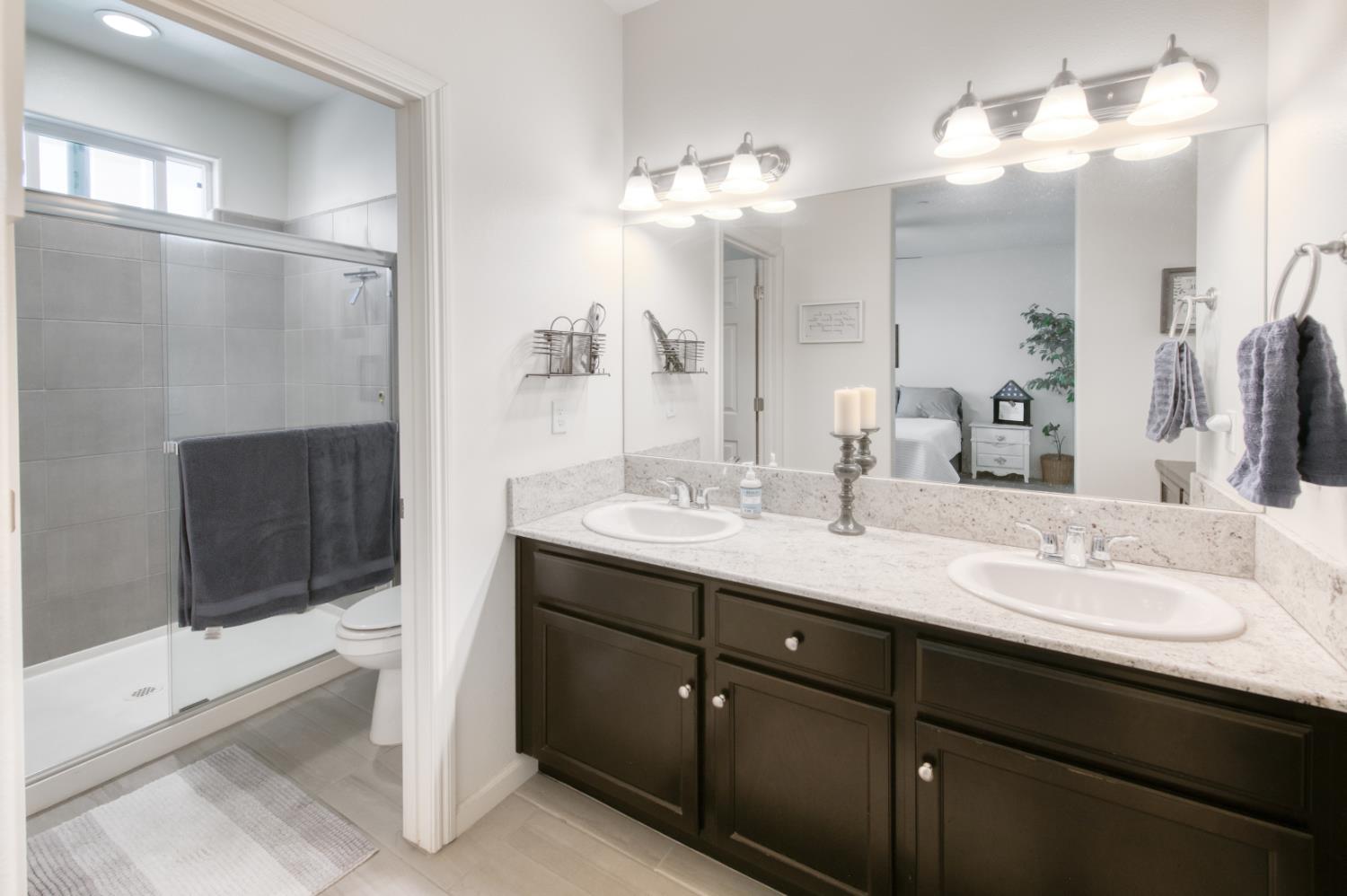 3065 Antonio, Clovis, CA 93619