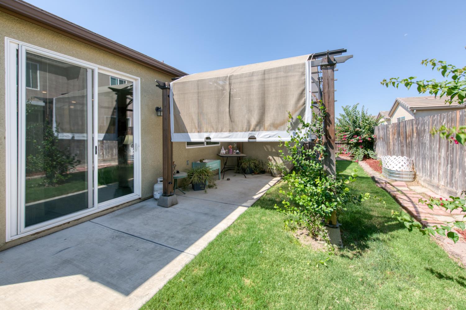 3065 Antonio, Clovis, CA 93619
