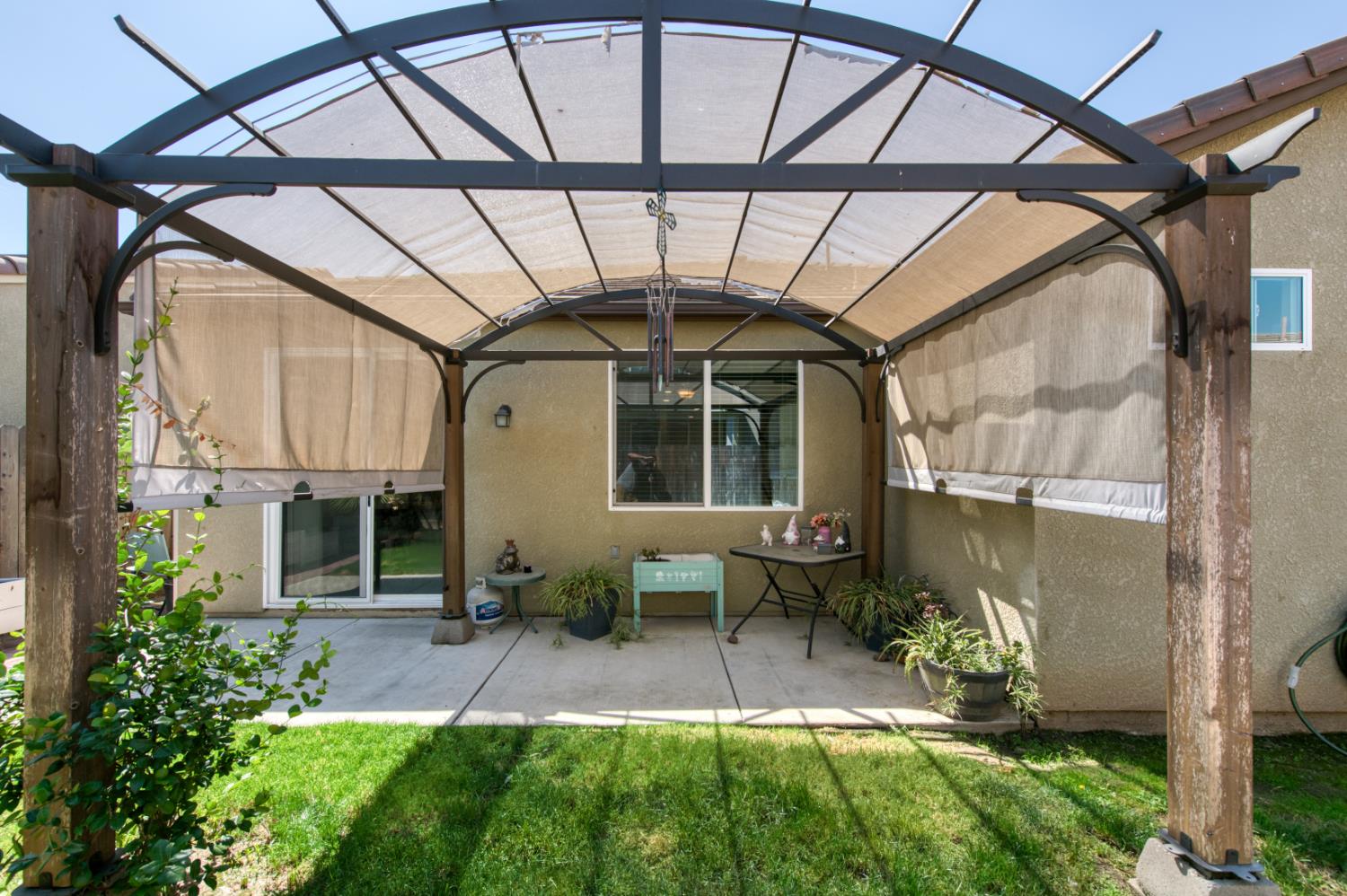 3065 Antonio, Clovis, CA 93619