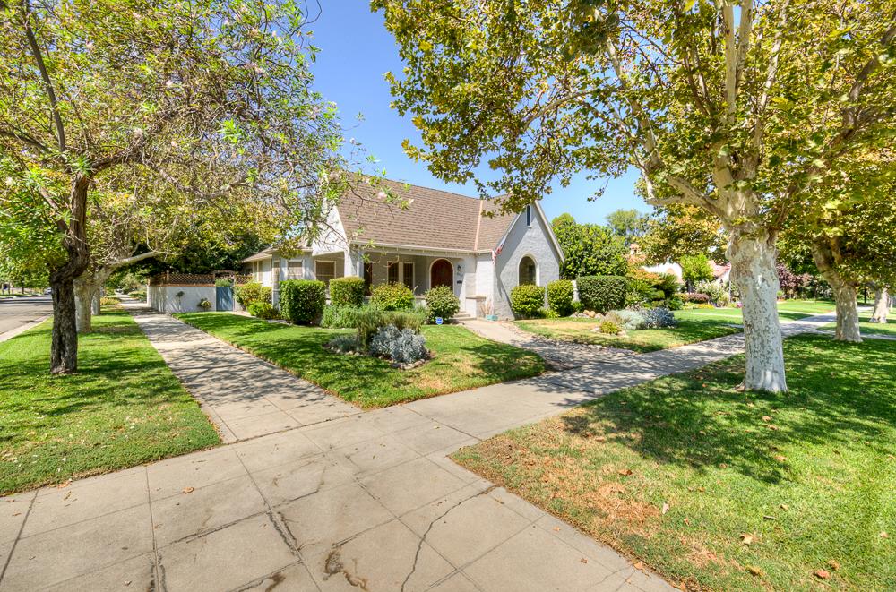 3003 N Van Ness Blvd, Fresno, CA 93704