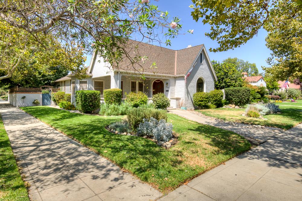 3003 N Van Ness Blvd, Fresno, CA 93704