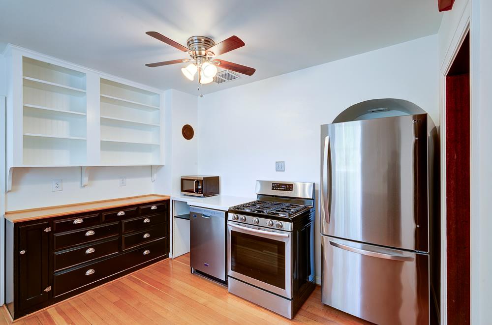3003 N Van Ness Blvd, Fresno, CA 93704