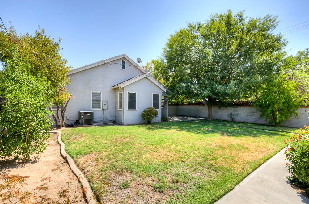 3003 N Van Ness Blvd, Fresno, CA 93704