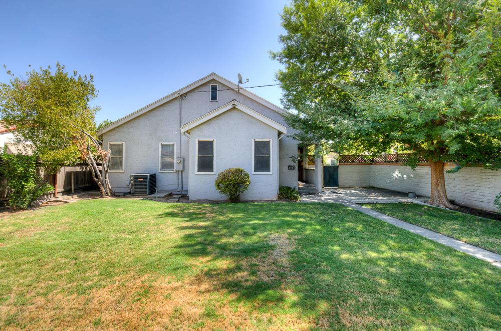 3003 N Van Ness Blvd, Fresno, CA 93704