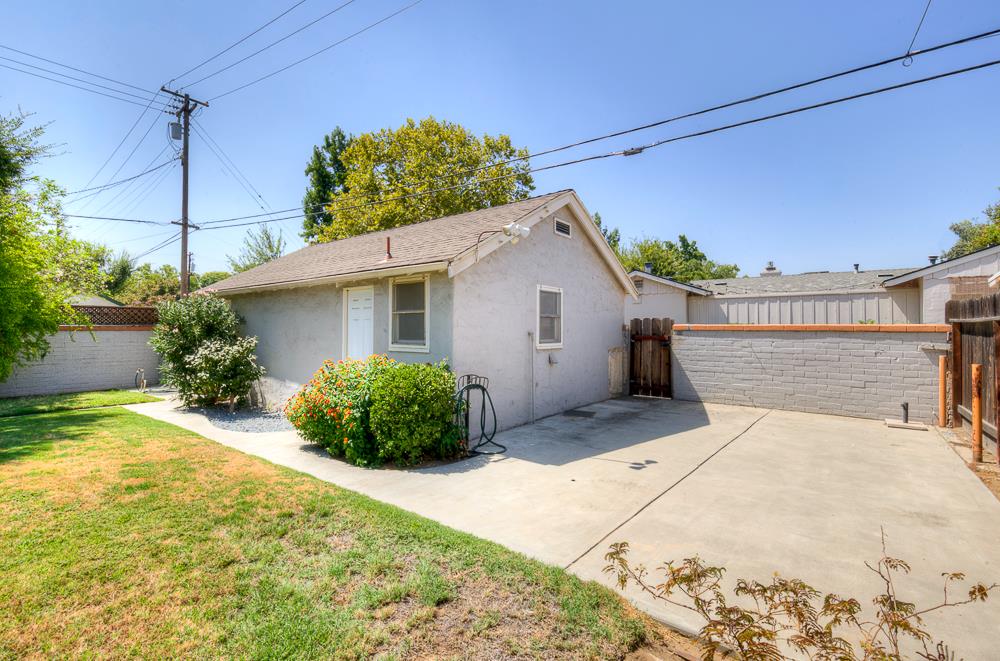 3003 N Van Ness Blvd, Fresno, CA 93704