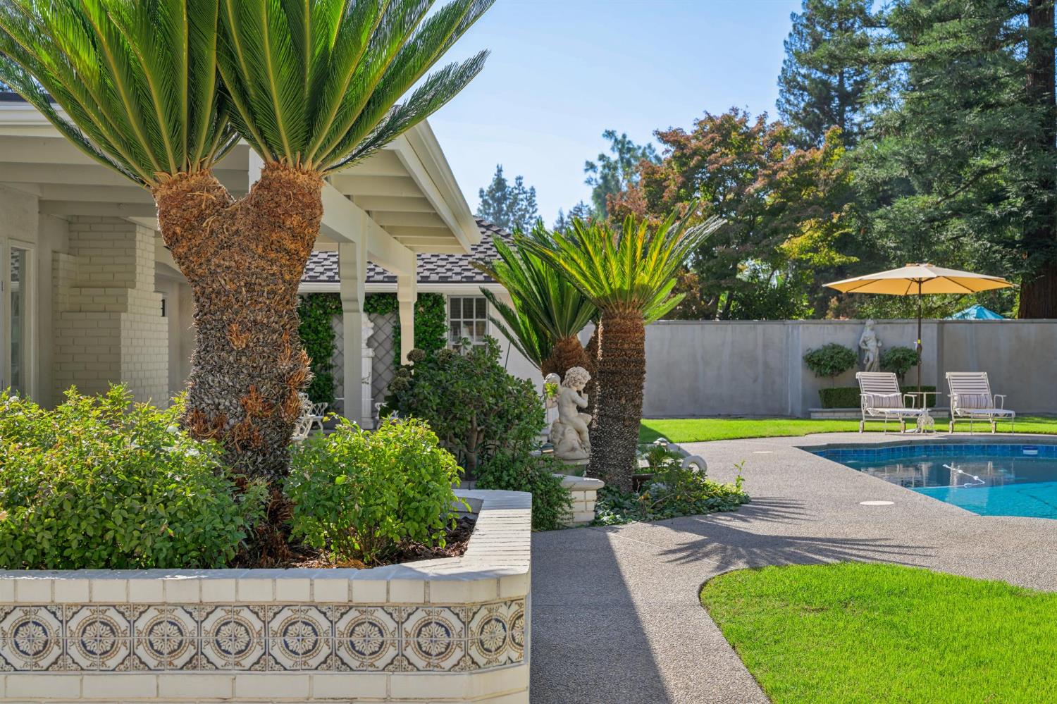 3594 W Spruce Ave, Fresno, CA 93711