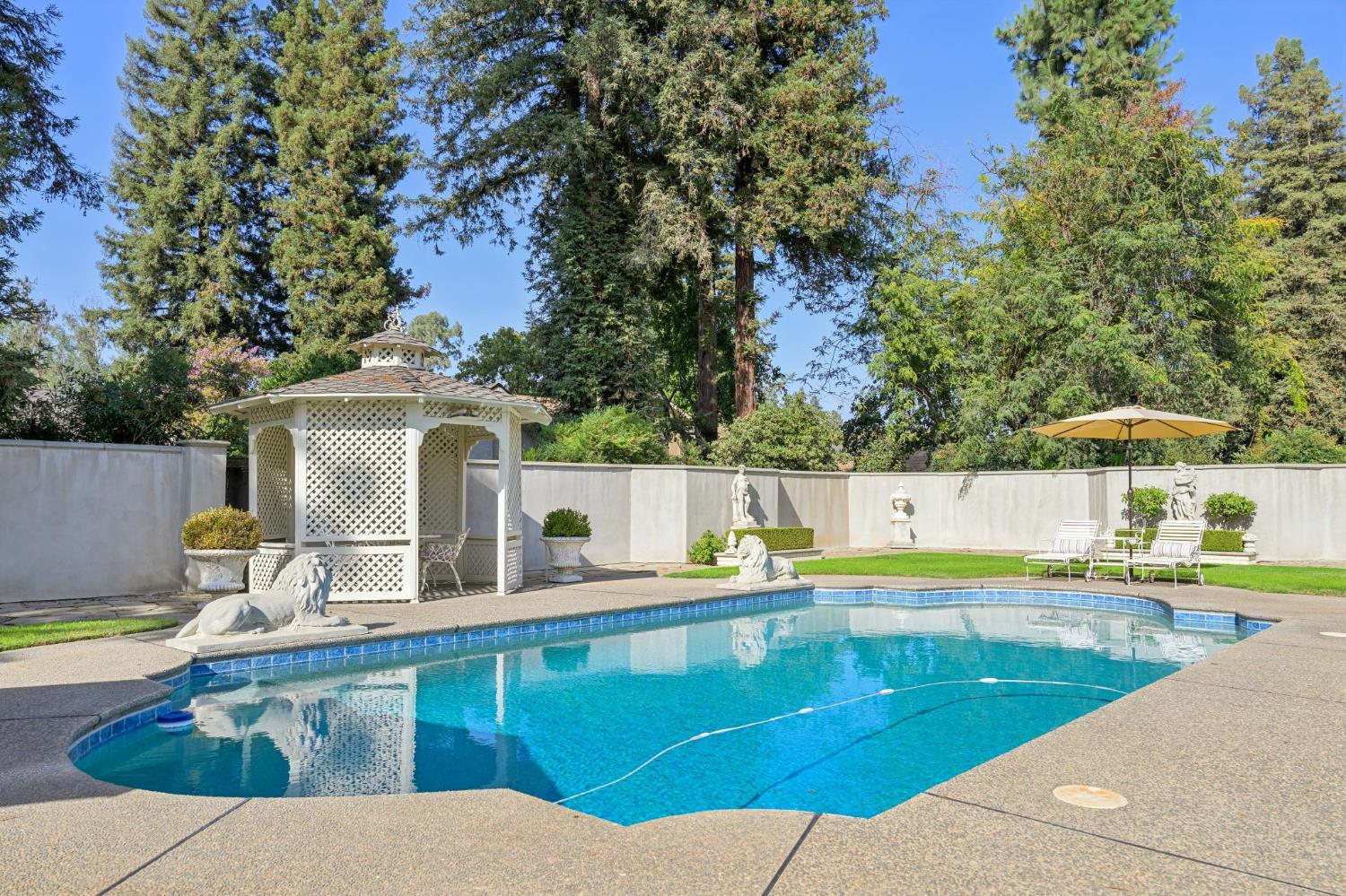 3594 W Spruce Ave, Fresno, CA 93711