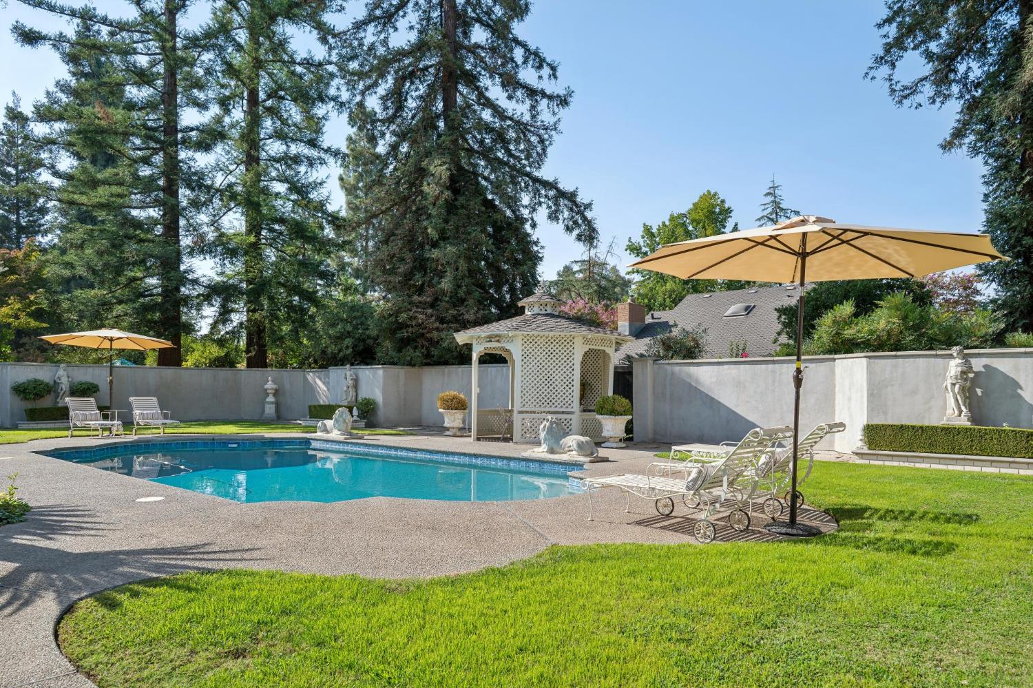 3594 W Spruce Ave, Fresno, CA 93711