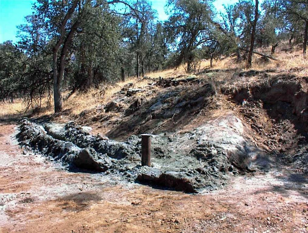 452 Ennis Rd, Yokuts Valley, CA 93675