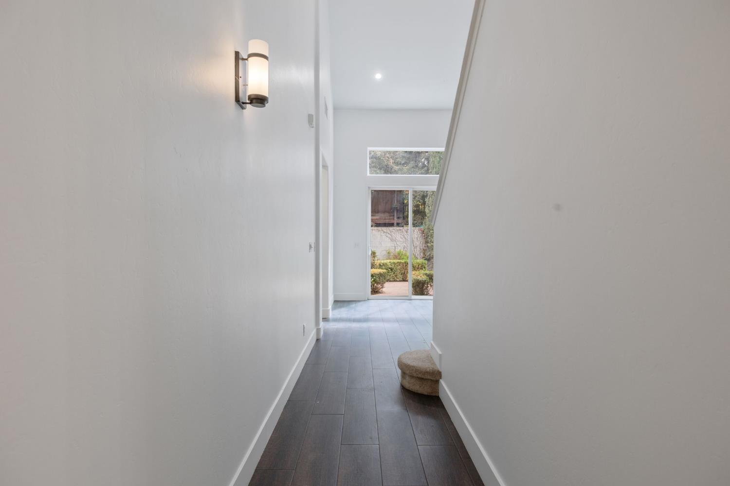 1558 N Pisa, Visalia, CA 93291