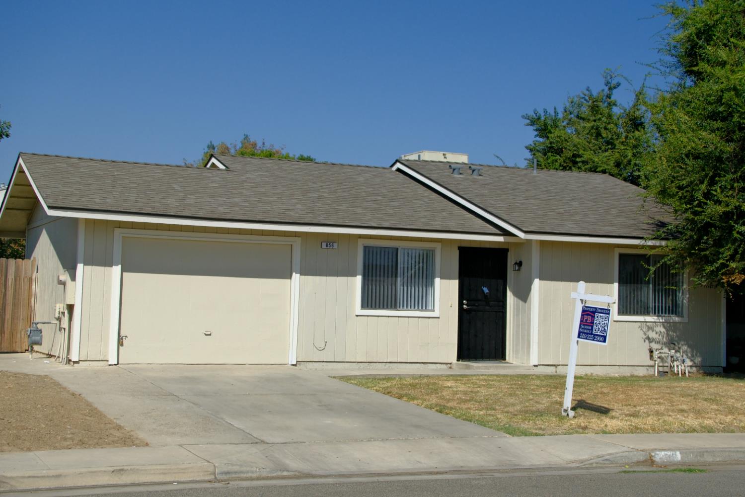 856 Laker Ln, Fowler, CA 93625