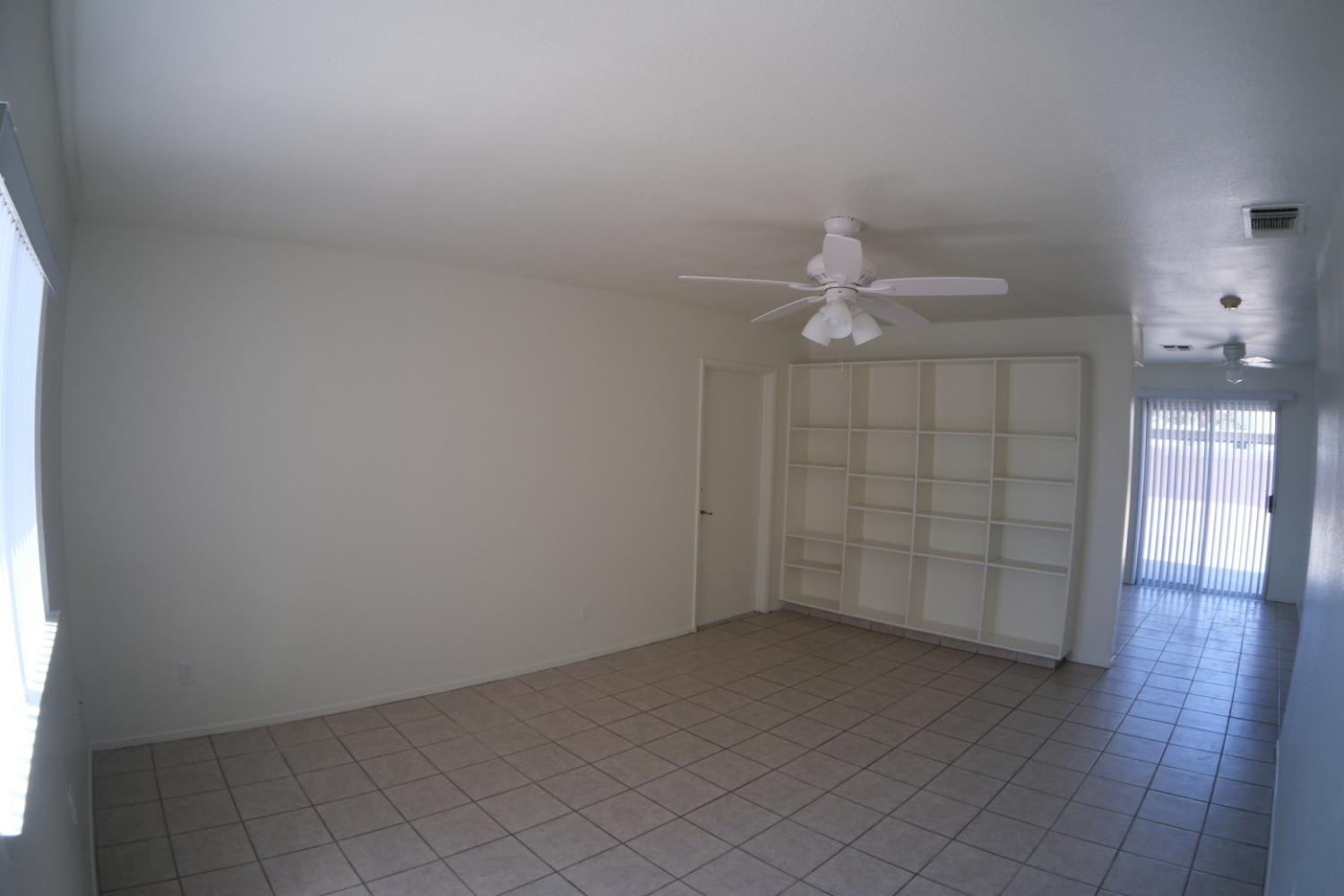 856 Laker Ln, Fowler, CA 93625