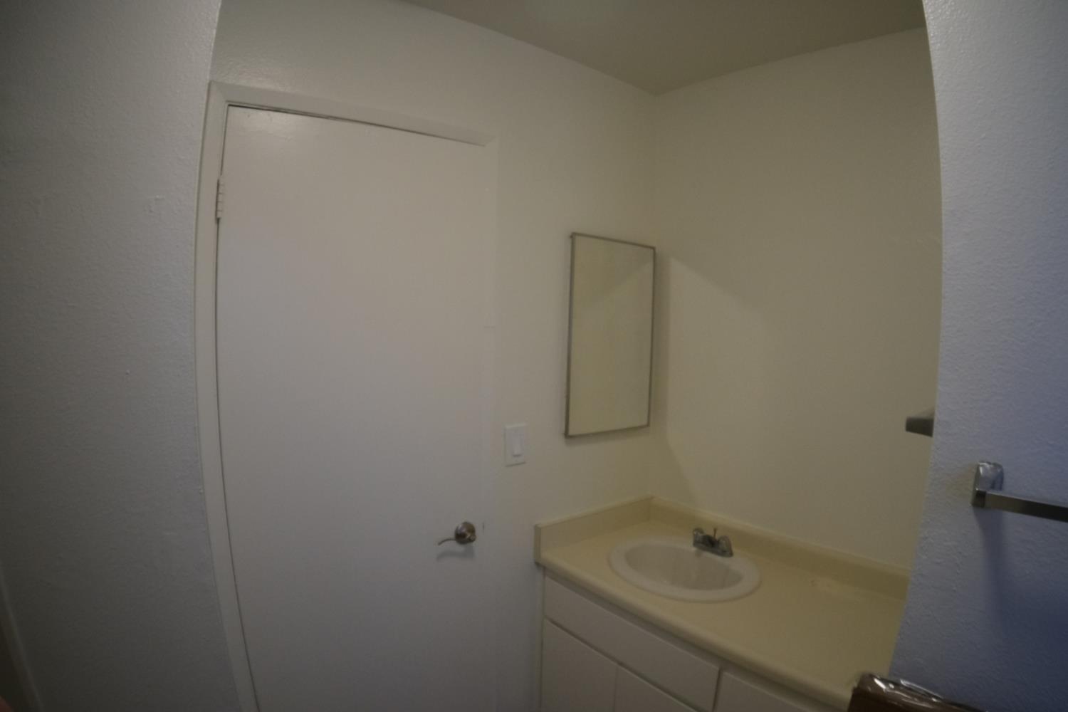 856 Laker Ln, Fowler, CA 93625