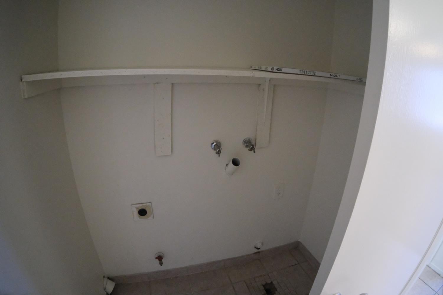 856 Laker Ln, Fowler, CA 93625