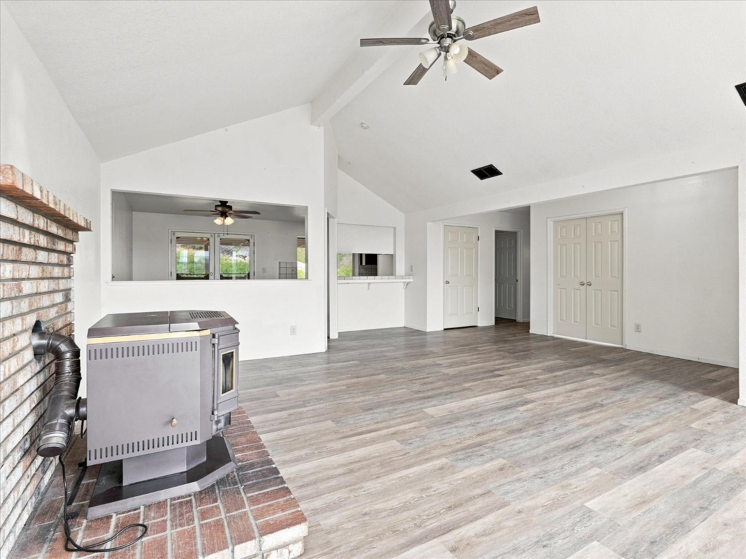 31081 N Dome Dr, Coarsegold, CA 93614