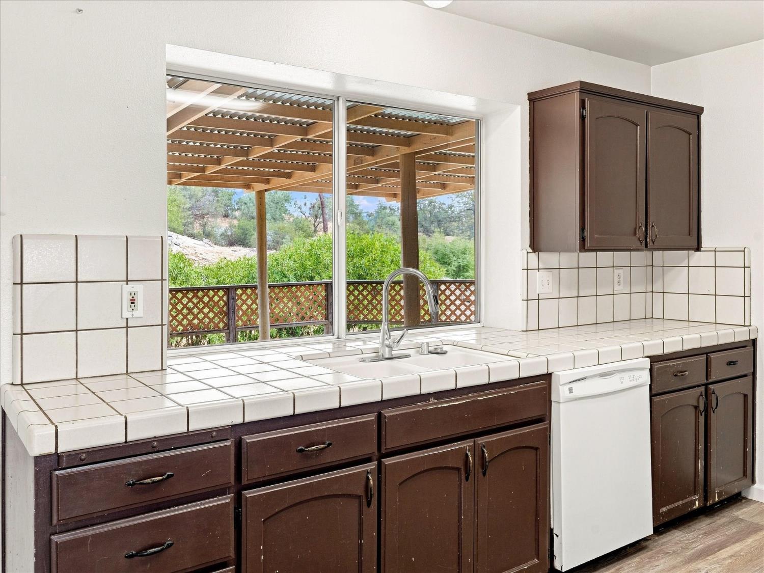 31081 N Dome Dr, Coarsegold, CA 93614